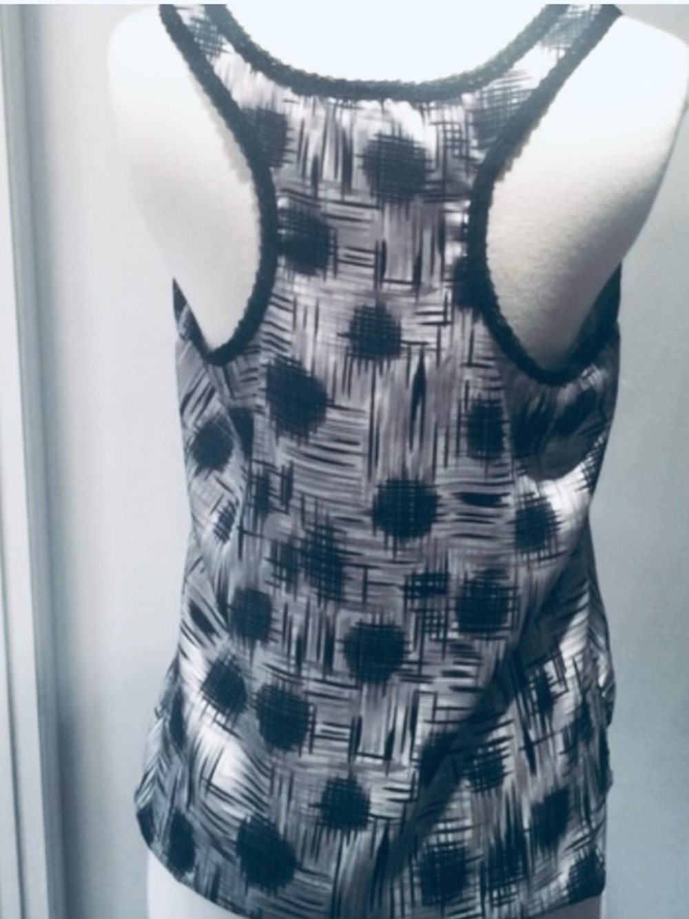 H.I.P. Abstract Graphic Pattern Tank Top - Picture 2 of 4